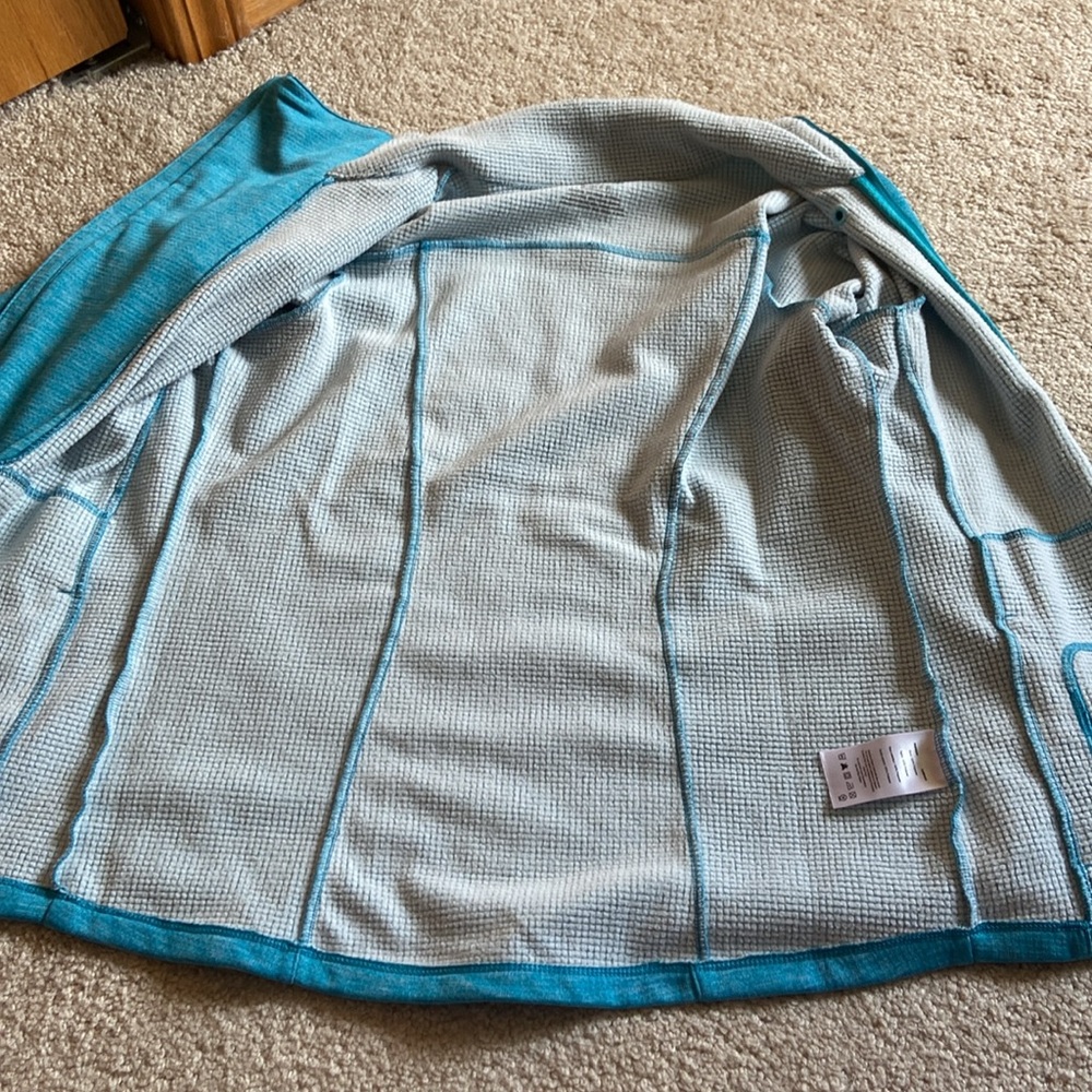 ASICS running sweatshirt - Picture 8 of 9